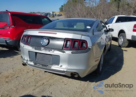 2013 Ford Mustang V6 z USA, uszkodzony, nr VIN 1ZVBP8AM4D5279012